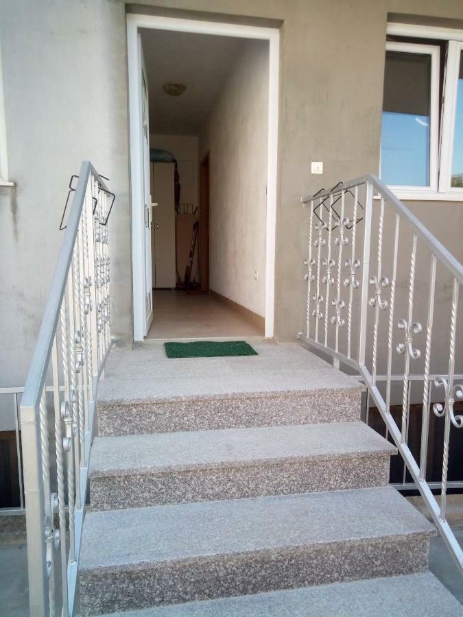 Apartmani Maris Trogir Zewnętrze zdjęcie