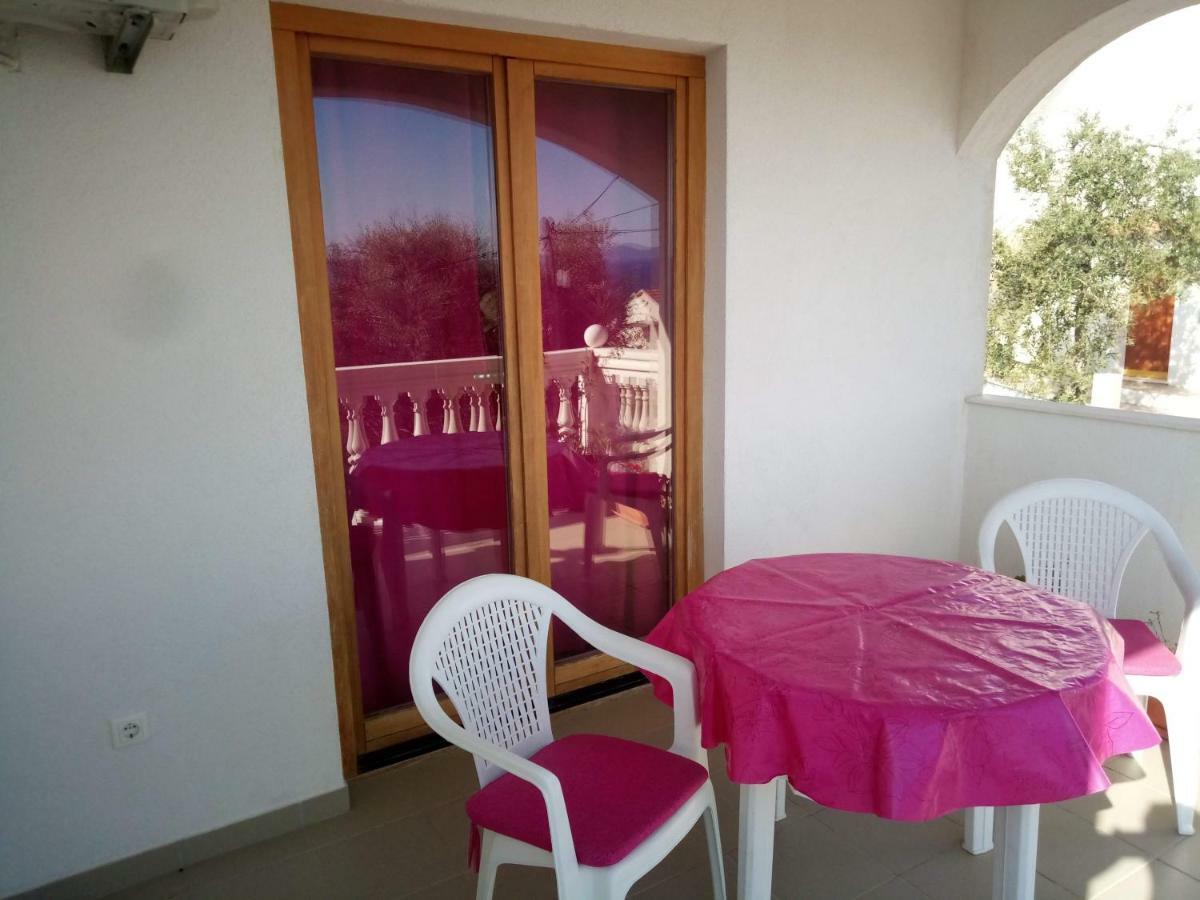 Apartmani Maris Trogir Zewnętrze zdjęcie