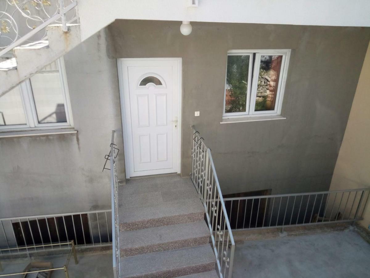 Apartmani Maris Trogir Zewnętrze zdjęcie