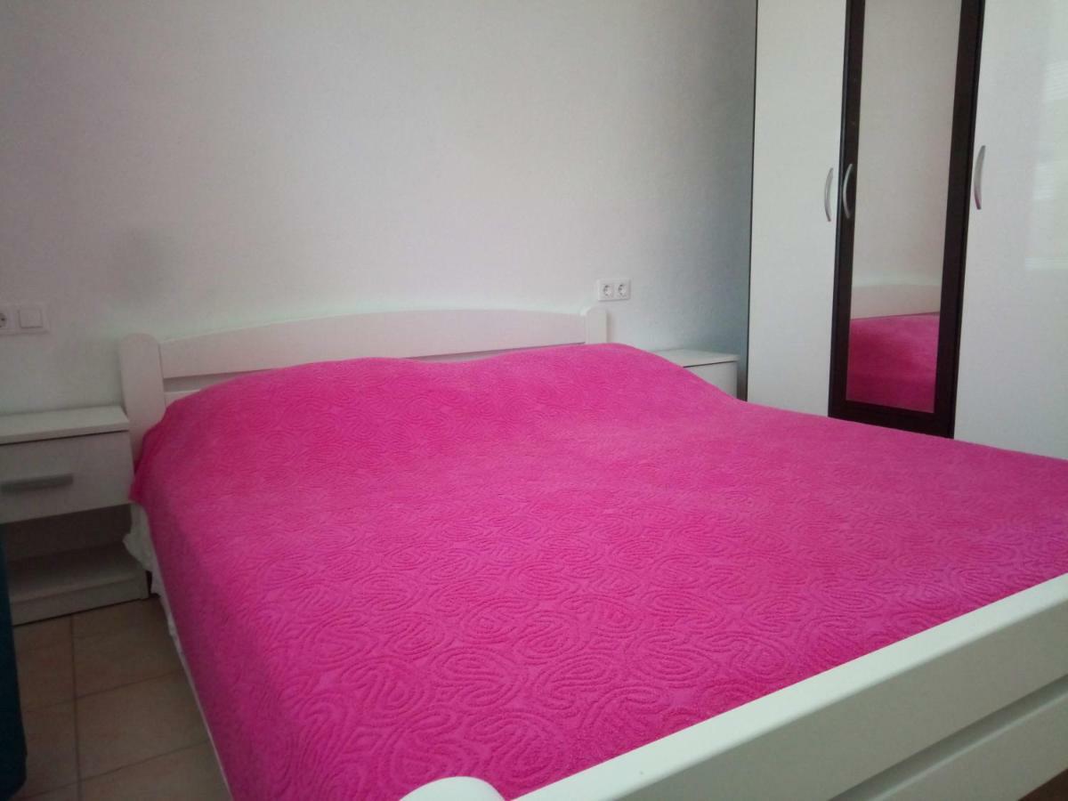 Apartmani Maris Trogir Zewnętrze zdjęcie